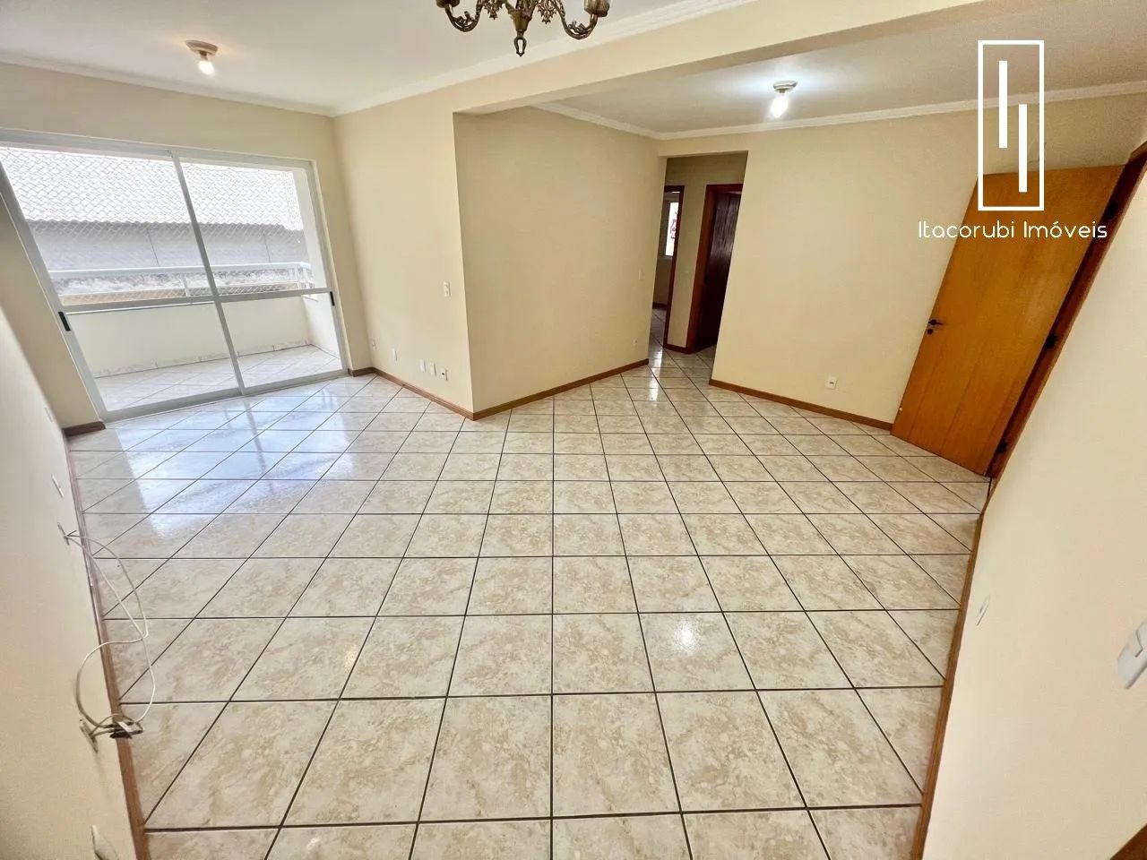 APARTAMENTO 3 DORM COM GARAGEM PROX UFSC
