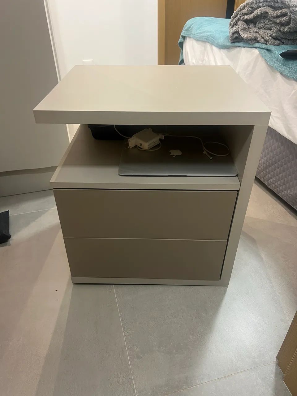 Mesa de Cabeceira Alto Padrão - Foto 2