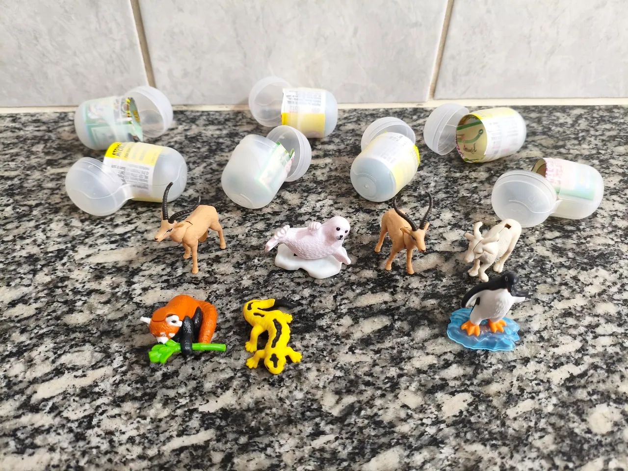 NATOONS KINDER OVO surpresa  - Foto 2