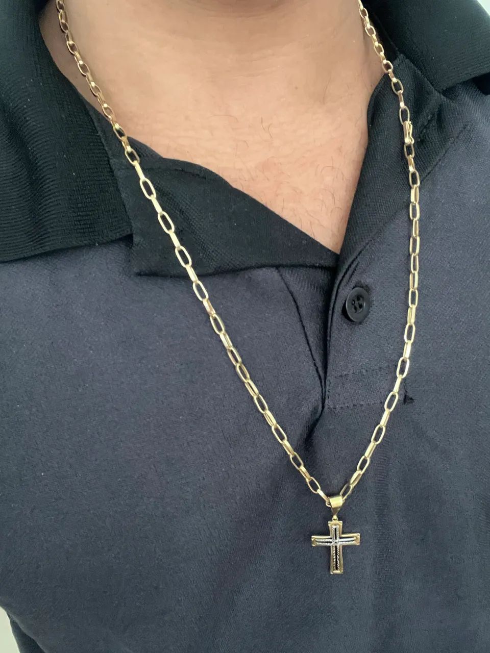 Corrente oca com pingente cruz Ouro 18k Nova  - Foto 3