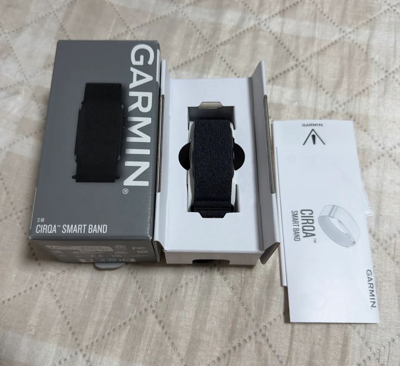 Garmin CIRQA Smart Band 