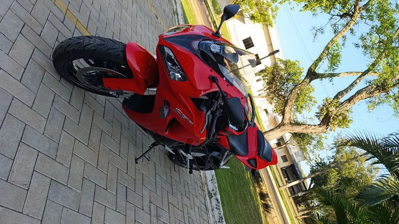 CBR 1000RR FIREBLADE  - Foto 5