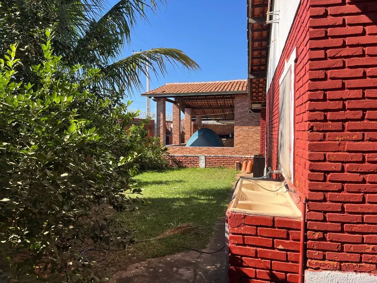 chalé 1 dormitório , sala, cozinha garagem - Foto 4