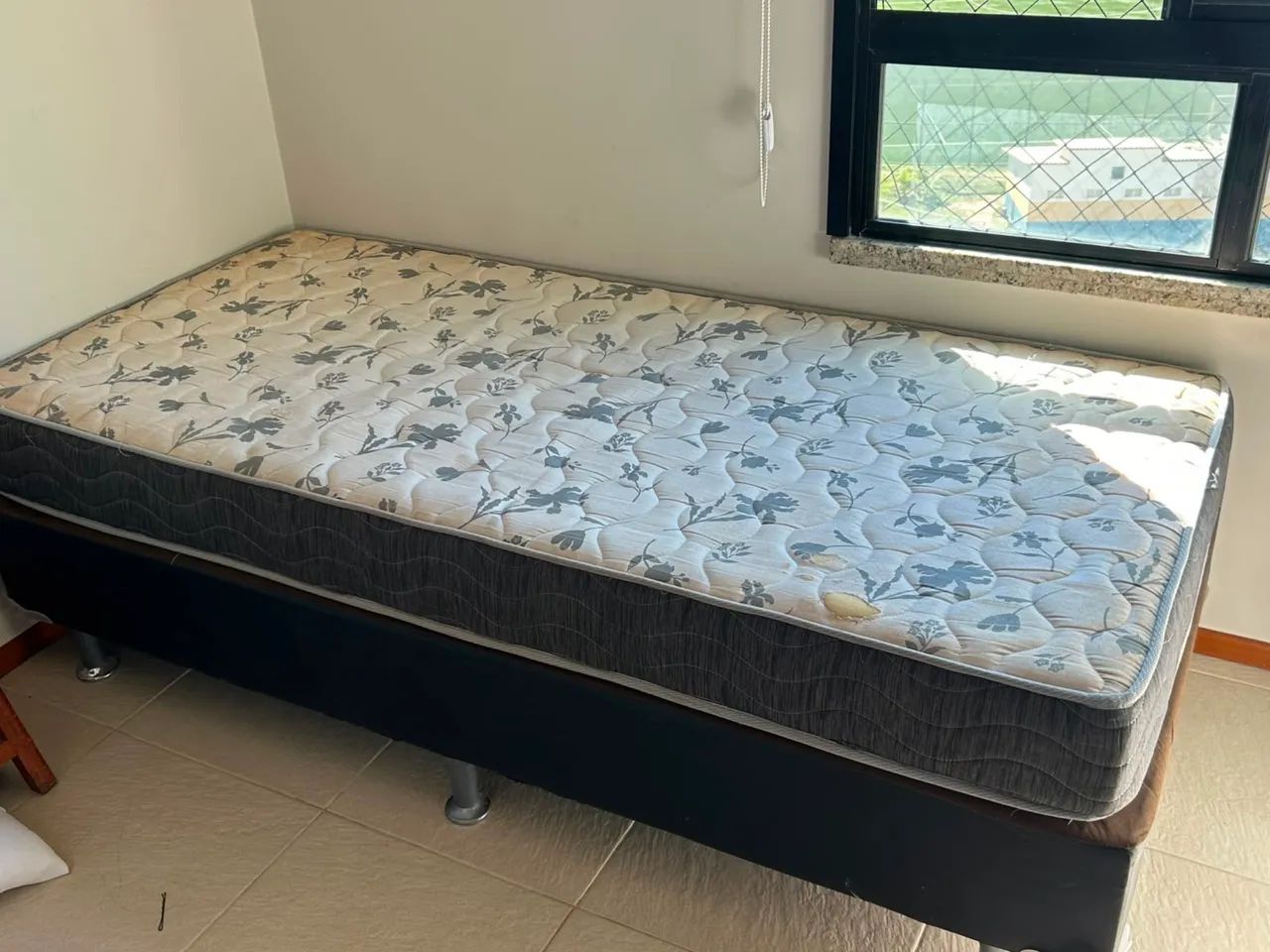 Cama de solteiro 