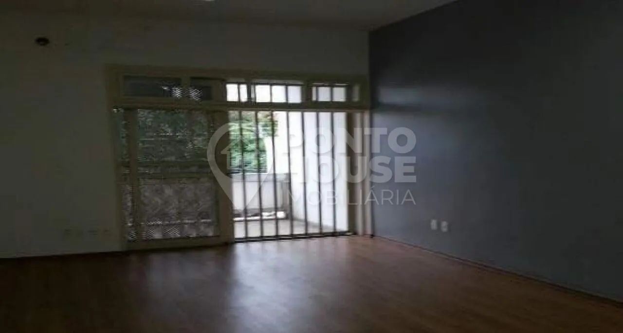 Sobrado comercial para venda e locação, 3 andares, 9 salas e 5 vagas