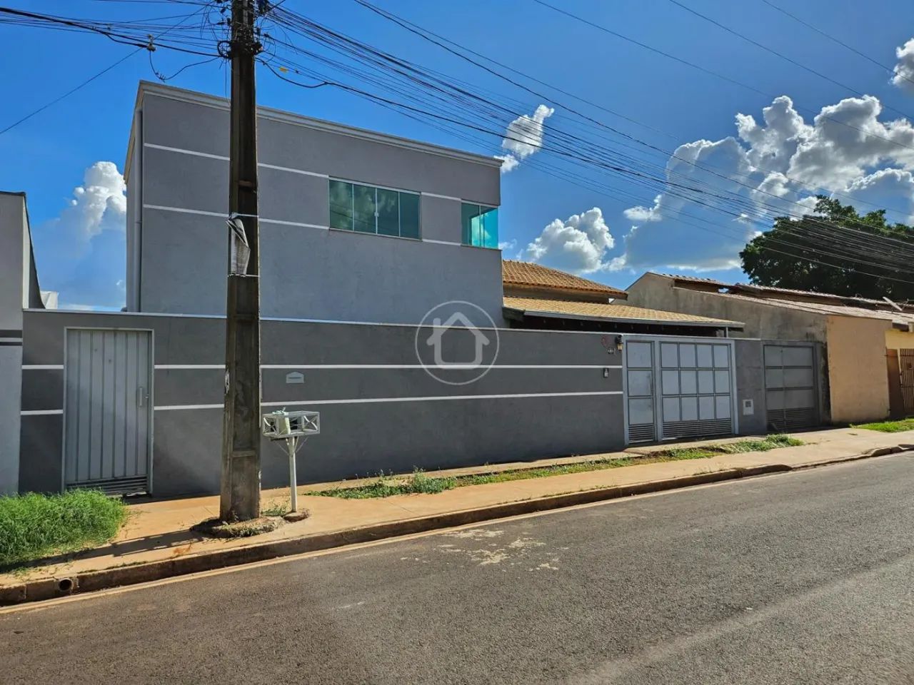 SOBRADO COM 4 DORMITORIOS NO OLIVEIRA I - Foto 2