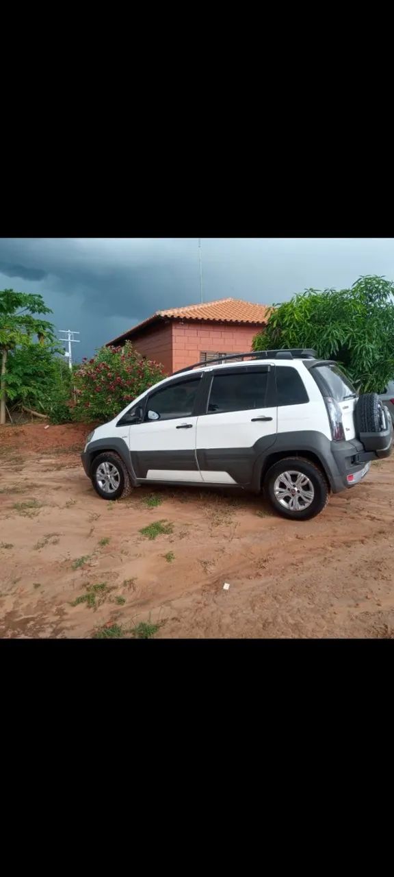 Fiat Idea ADV./ ADV.LOCK.DUALOGIC 1.8 FLEX 5P 2014