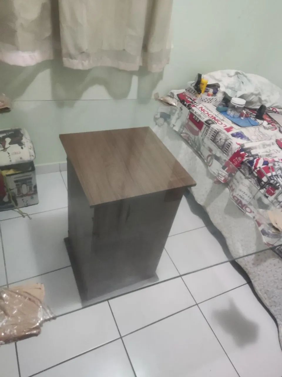 Mesa com tampa de vidro quatro lugares - Foto 3