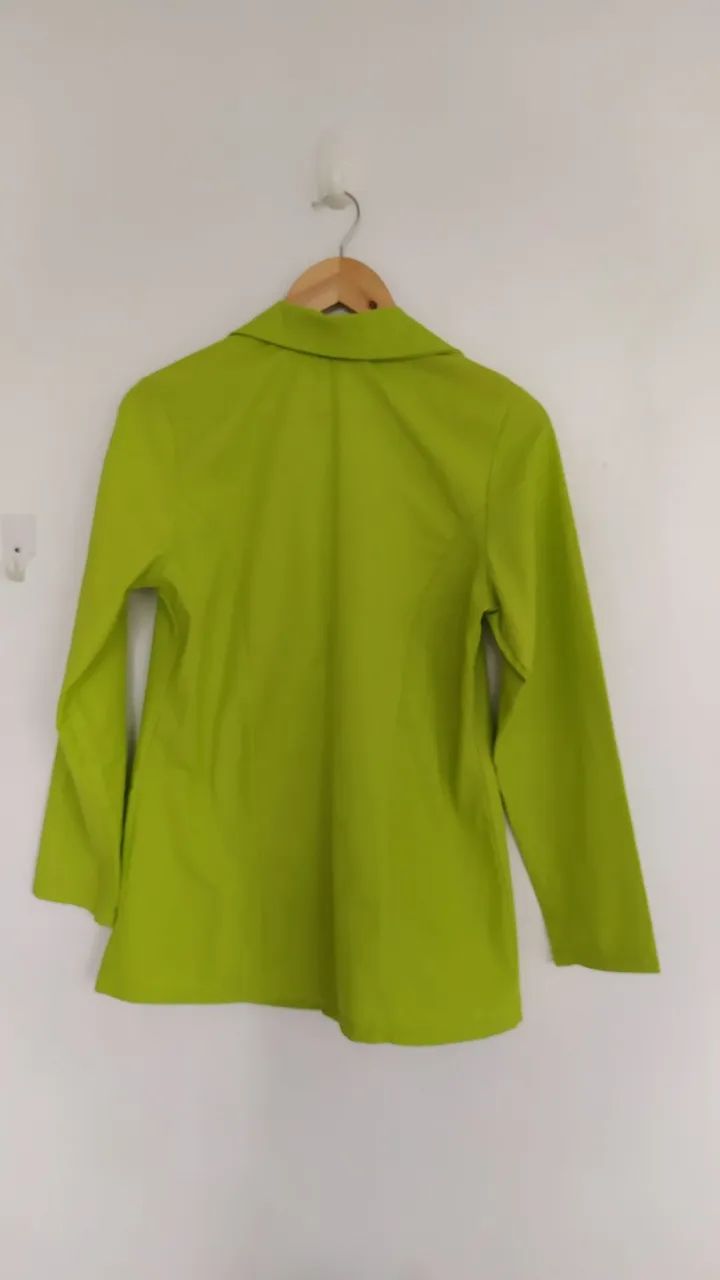 Conjunto de short e blazer em viscolinho verde Tam P  - Foto 2