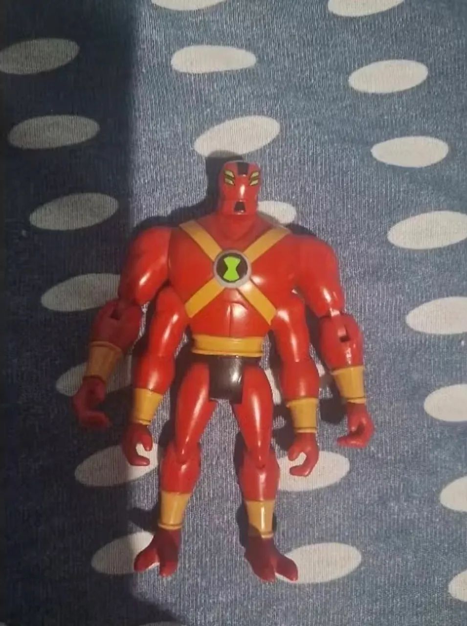 Quatro Braços Ben 10 UAF Bandai - Foto 3