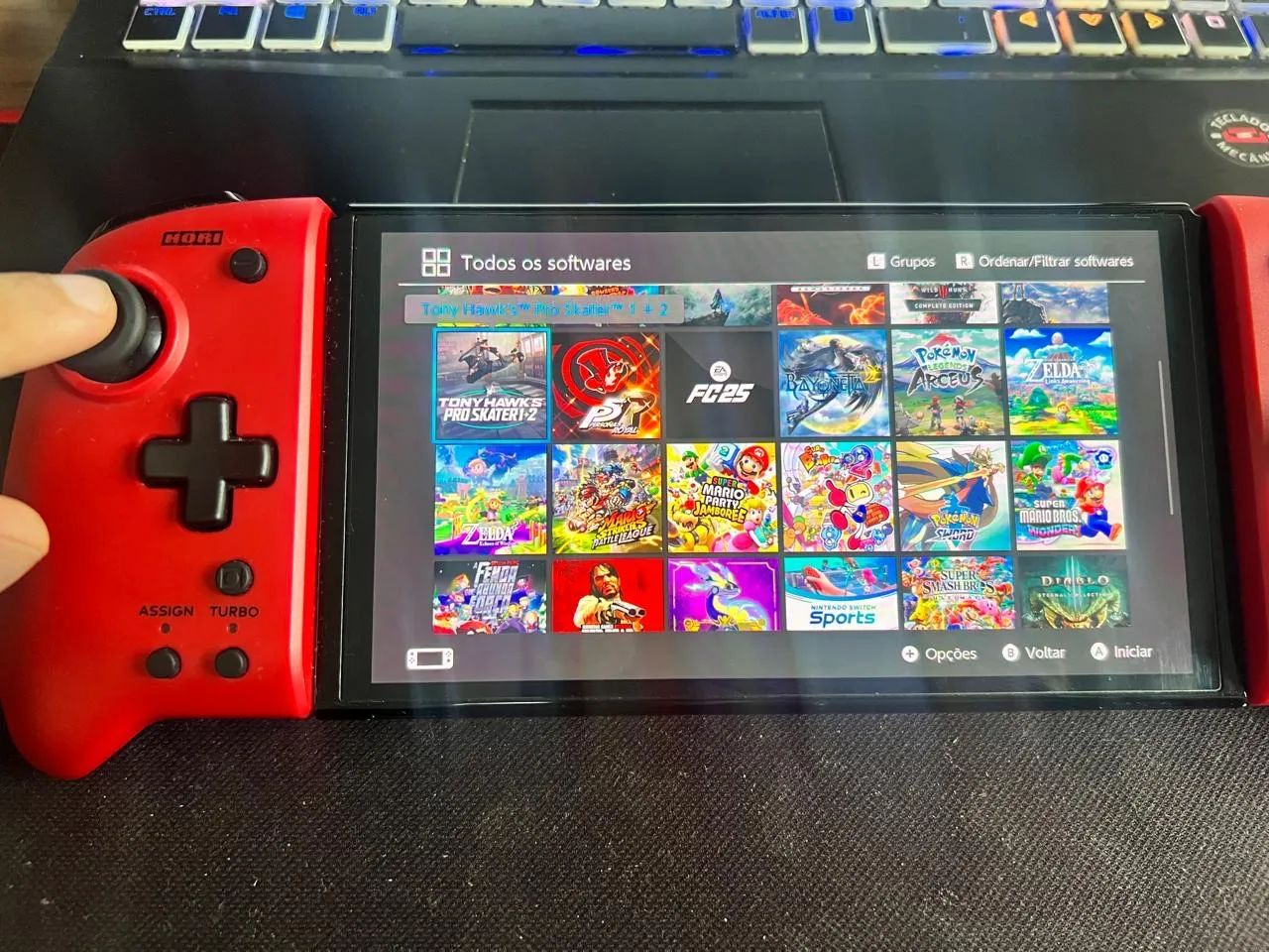 Nintendo Switch OLED desbloqueado com acessórios - Foto 3