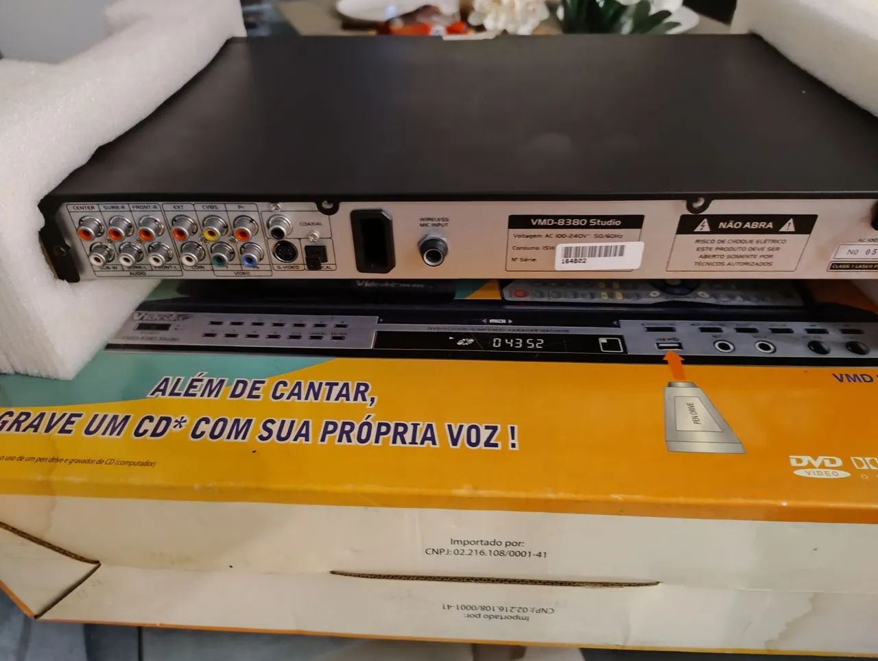 Videoke usado com defeito 