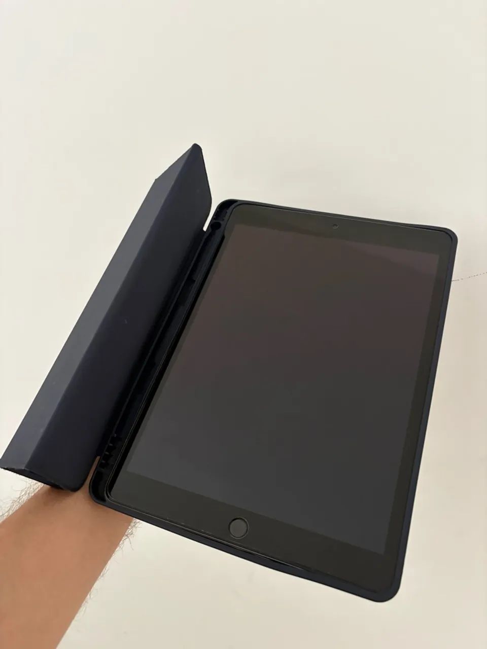 iPad 9ª Geração 64GB Cinza Espacial | Impecável, Com Película, Capa e Zero Marcas! - Foto 4