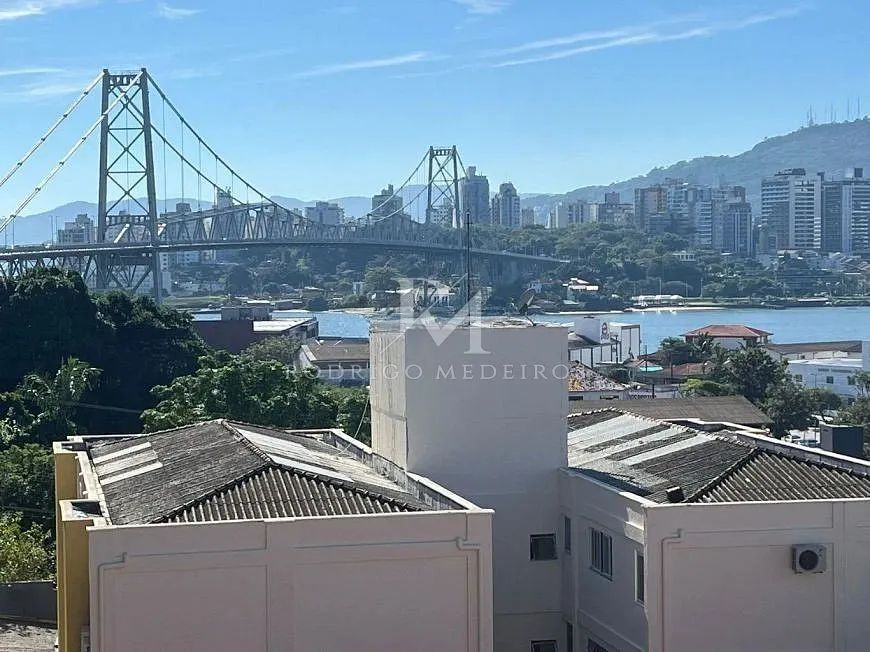 Casa com 4 quartos e vista para o mar no Estreito, Florianópolis - Foto 2