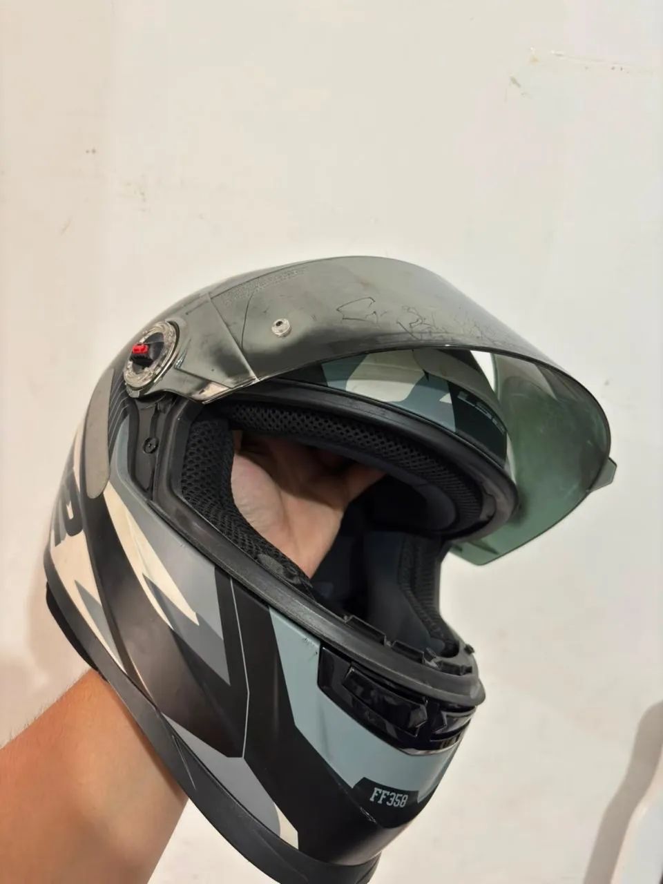 Capacete Ls2 classic tank 