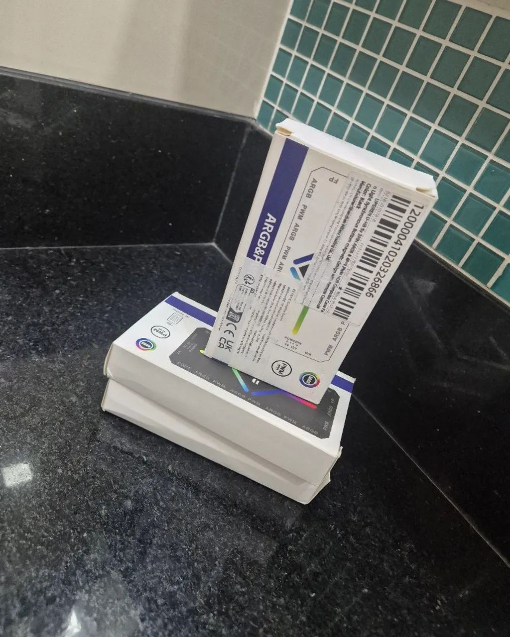 Controladora ARGB e PWM com Controle Remoto para Fans e Fitas de LED - Foto 2