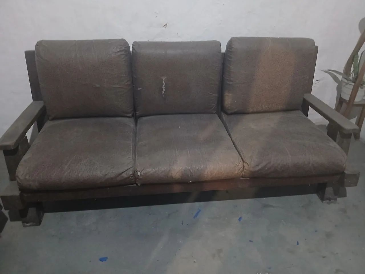 Vende-se conjunto de sofá 