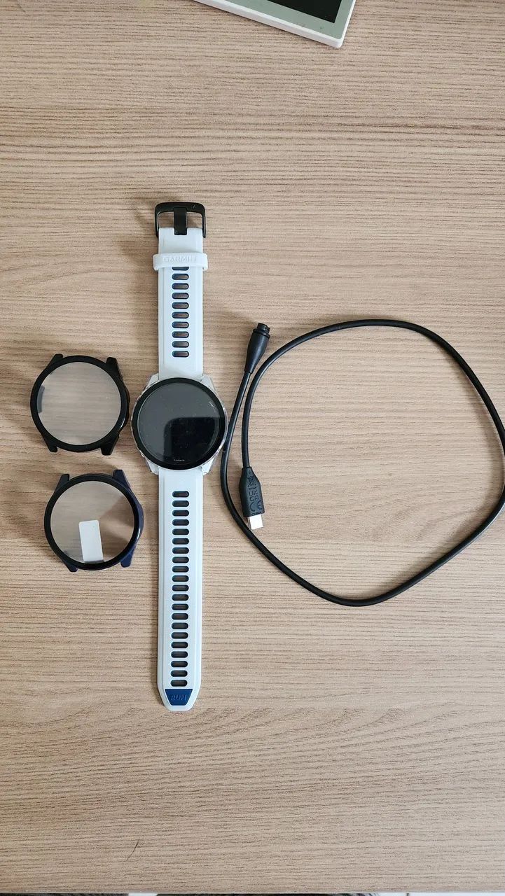 Garmin 265 Branco + 3 cases