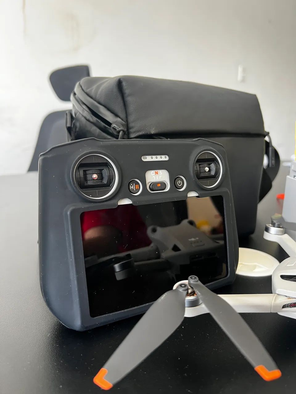 Dji Mini 3 pro - Combo Fly More com 3 baterias e bolsa de transporte - Foto 4