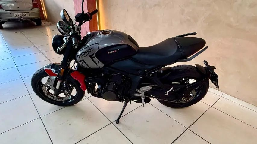 TRIUMPH TRIDENT 660 - Foto 5