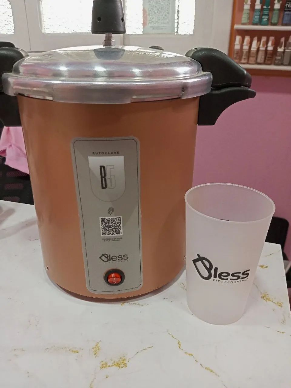 Auto clave em perfeito estado 