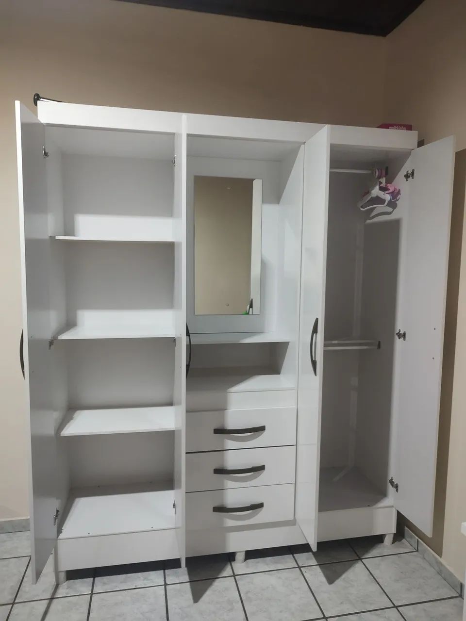 Guarda-roupa Branco  - Foto 2