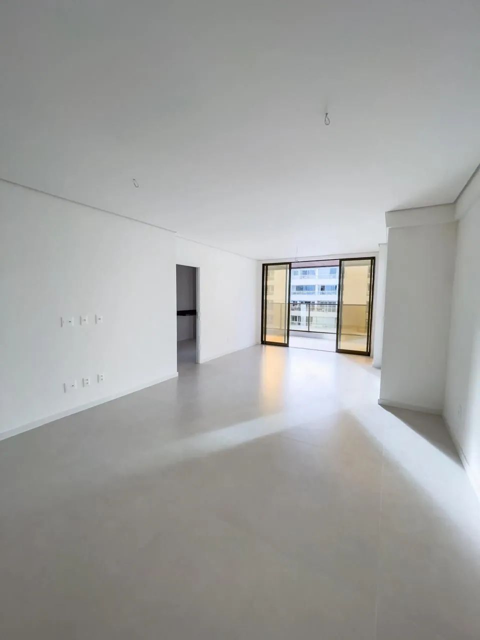VENDO APARTAMENTO QUARTIER 22 - Foto 2