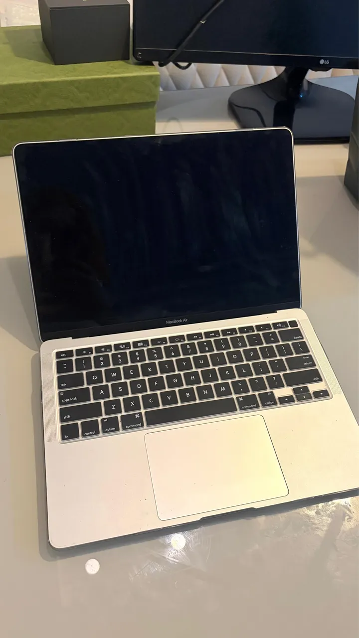 MacBook Pro 13