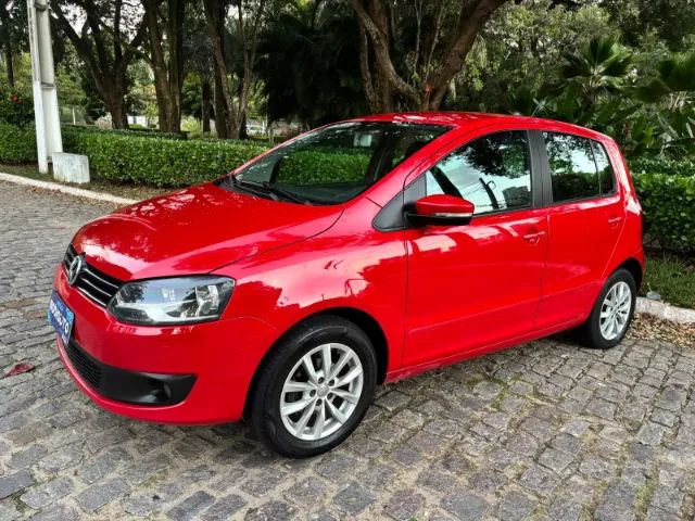 Volkswagen Fox Fox 1.0 Mi Total Flex 8V 5p 2014