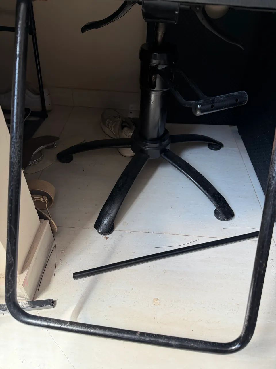 Vendo cadeira de cabeleireira  - Foto 3