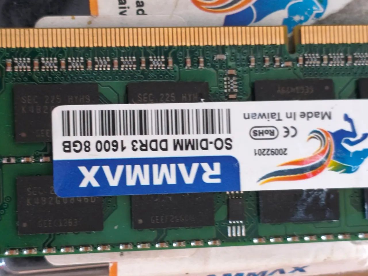 Vendo 02 memória DDR3 8GB de Notebook  - Foto 3