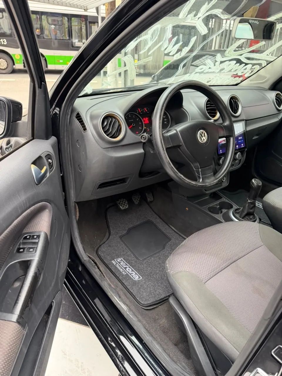 Volkswagen Voyage 1.0/1.0 City Mi Total Flex 8V 4p, foto 12 de 12