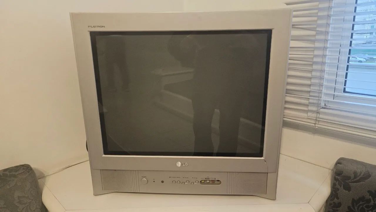 TV LG TUBO
