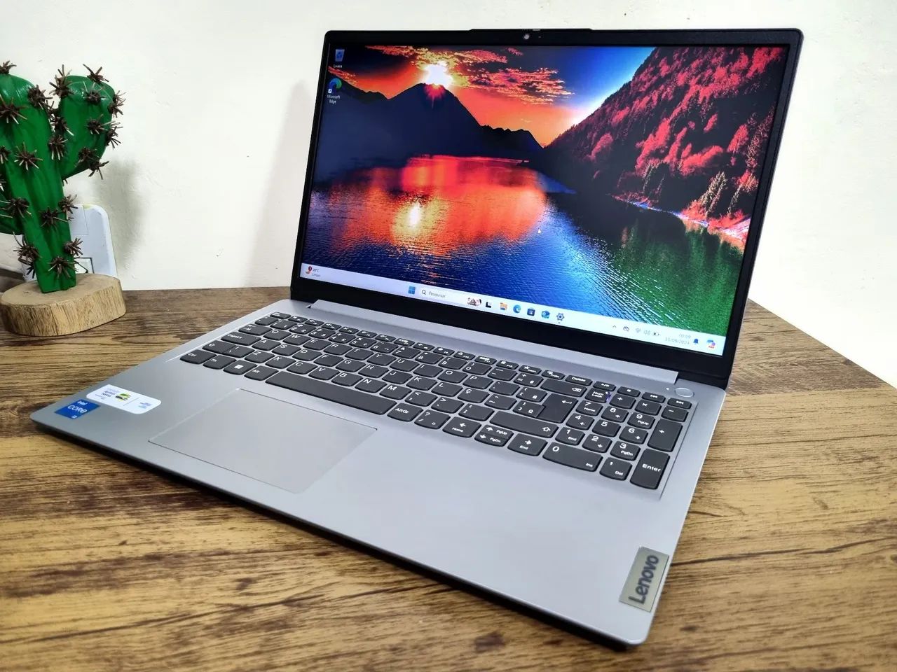 NOTEBOOK LENOVO CORE i3-12°GERAÇÃO/SSD 256GB/4GB (SEMINOVO) - Foto 2