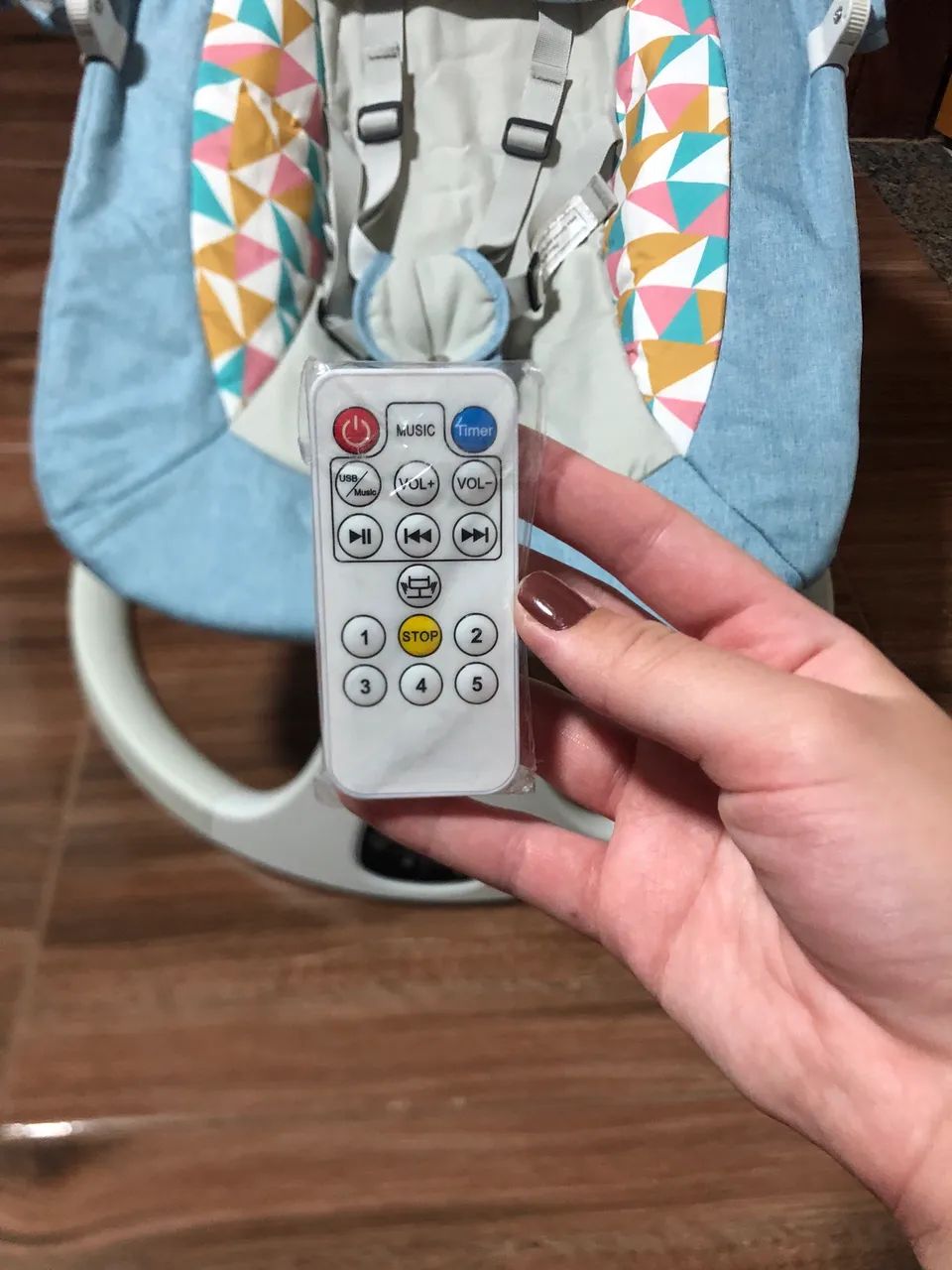 Vendo Cadeira de Balanço Bebê - Foto 4