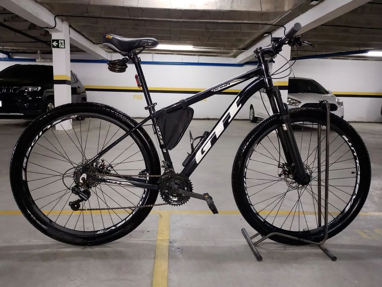 Bicicleta GTI Aro 29 (com melhorias).