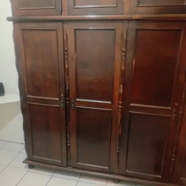 Guarda Roupas Antigo 