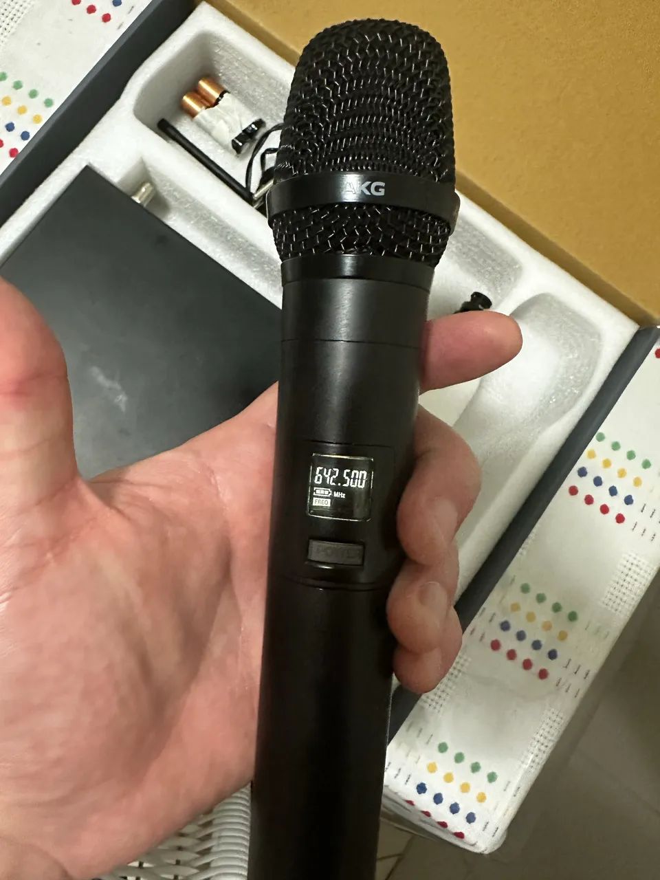 Microfone Sem Fio AKG WP300 em excelente estado  - Foto 4