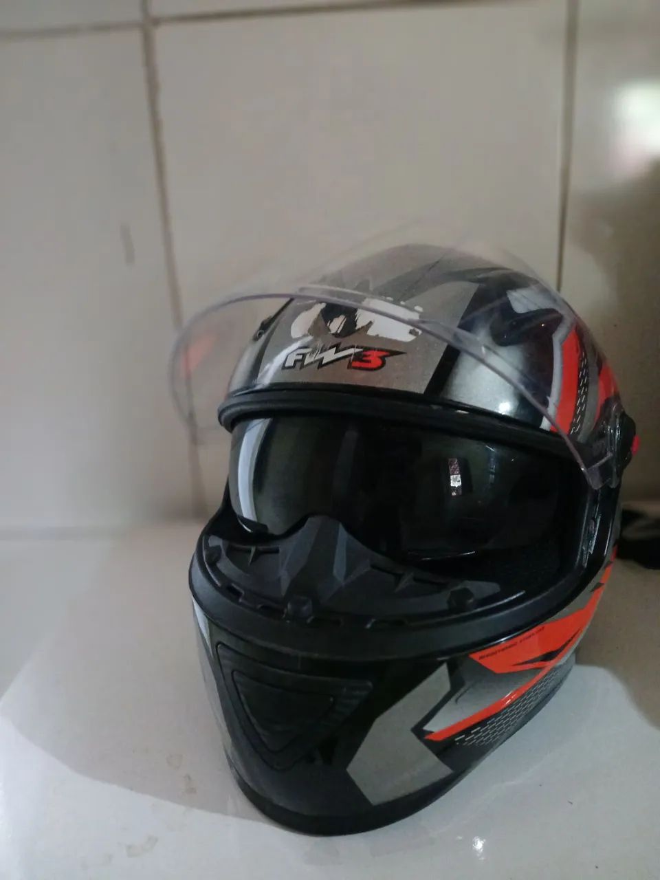 CAPACETE FW3 GTR RACING  com óculos  - Foto 2