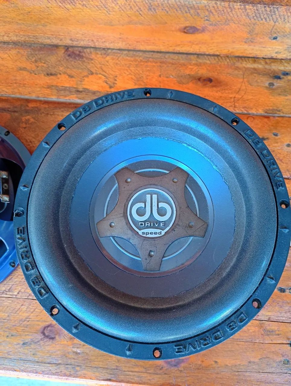 Vendo ou troco par de subwoofer dB drive de 10 polegadas  - Foto 2