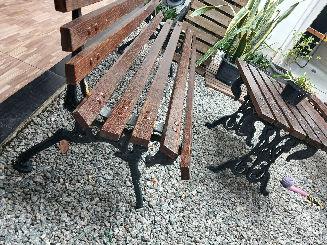Conjunto de bancos e mesa para Jardim  - Foto 2