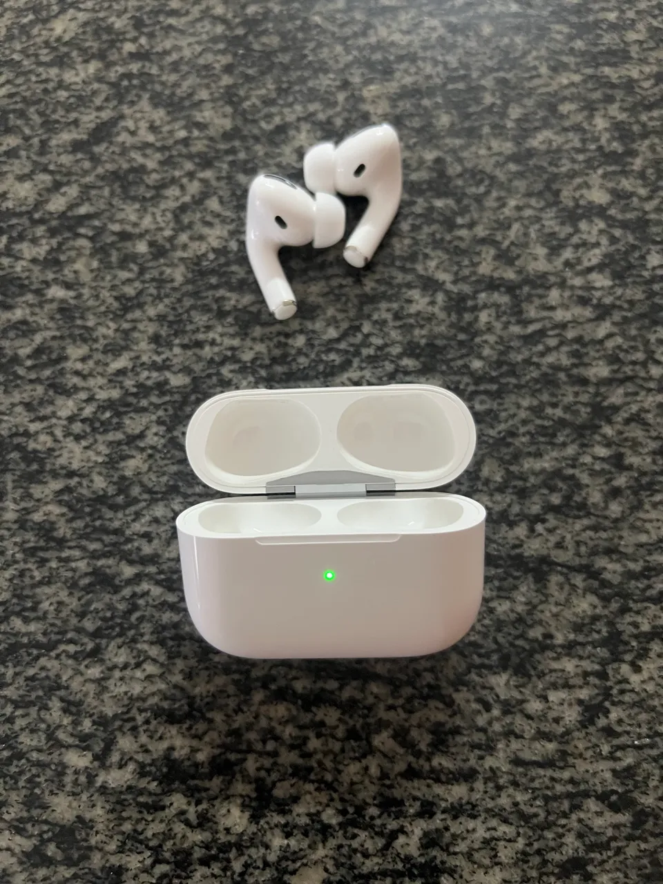 Apple AirPods Pro 3 A3063 A3064 A3122 - MFHP4BZ/A - 1 Ano Garantia