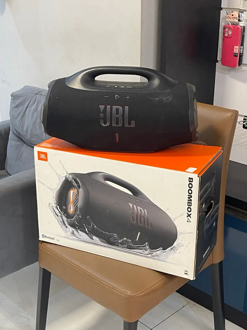 JBL Boombox 4