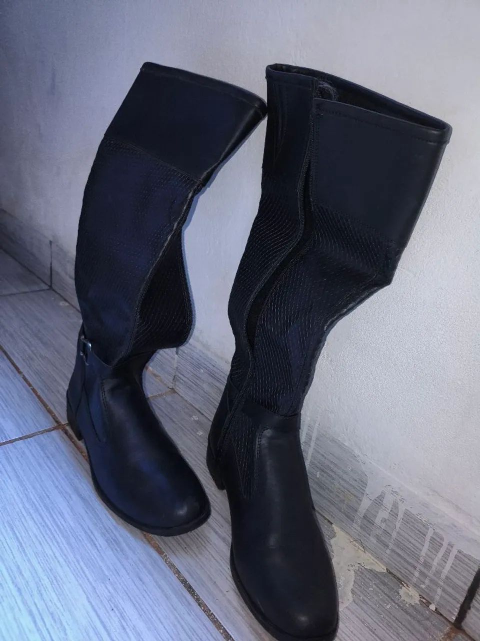 Bota preta cano alto - Foto 2