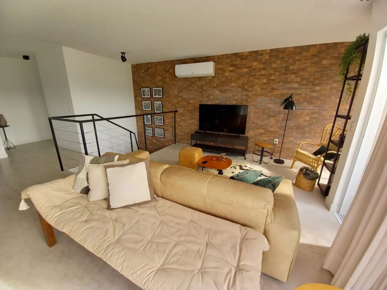 Cobertura duplex com 3 suítes na Agronômica - Foto 3
