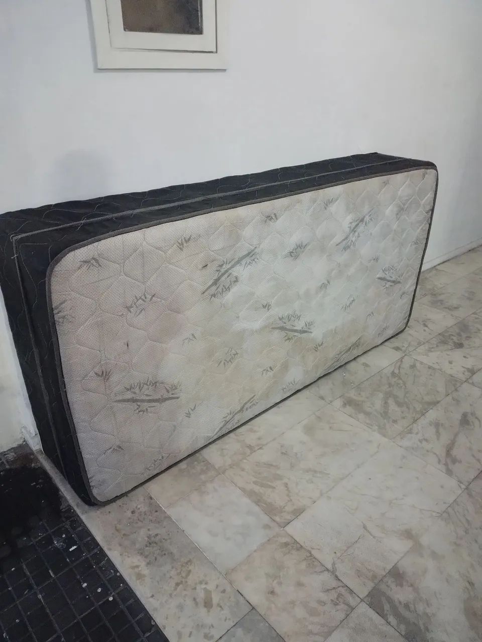 Cama Box solteiro 