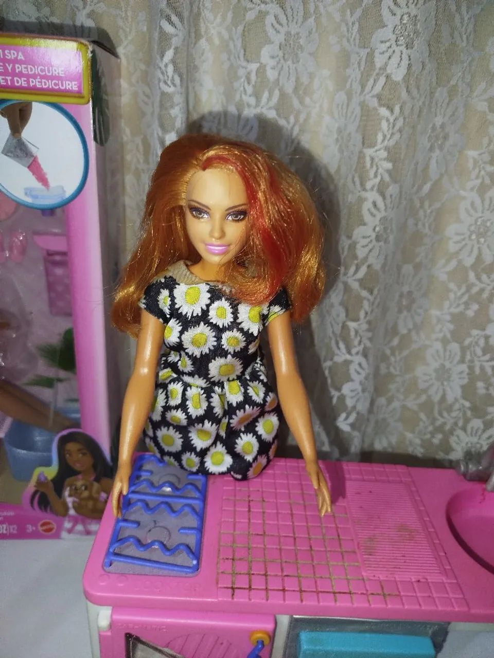 Lote bonecas Barbie + Cozinha  - Foto 3