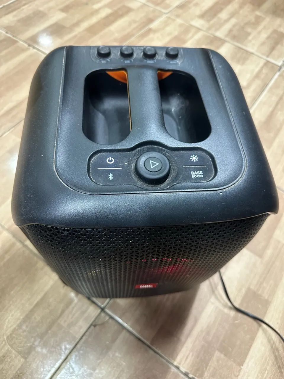 Caixa jbl Party box core 