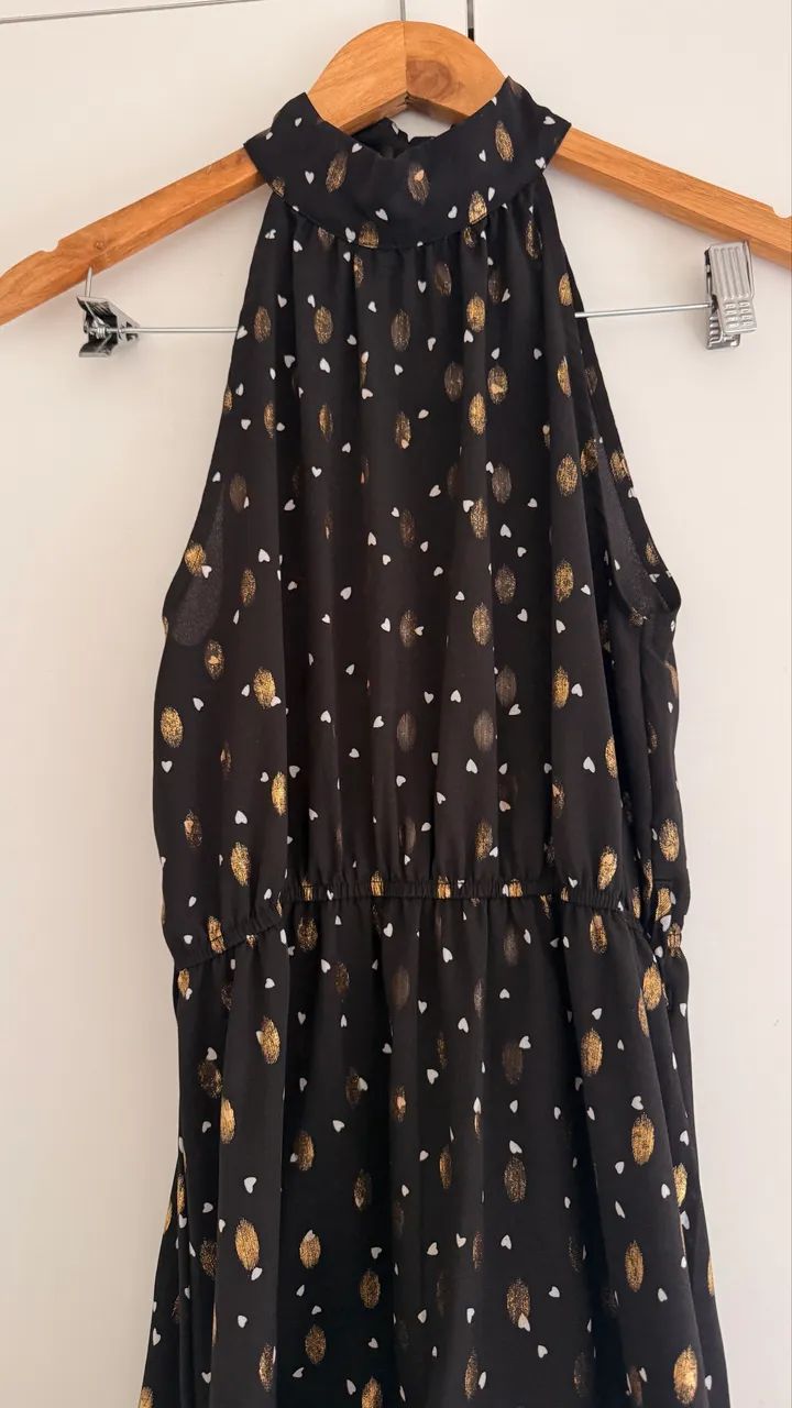 Vestido preto com detalhes dourado - Foto 3