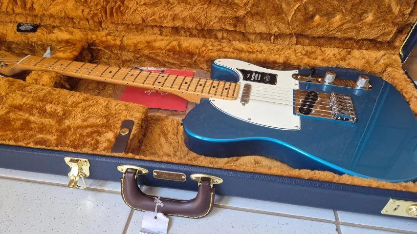 Fender LE Telecaster Player II Lake Placid Blue (Nova!) + Fender